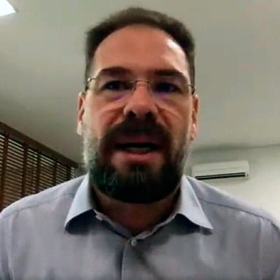 Dr. Eduardo Oliveira